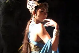 蝎子精到底有何背景，能破如来金身？你看她的后台有多厉害图片