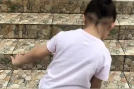 拍下500多个视频记录脑瘫女儿学步，坚强妈妈告诉新黄河记者：希望能激励更多人图片