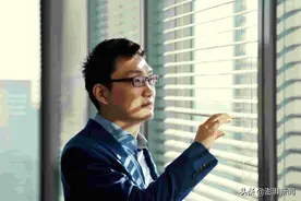 黄峥卸任了，想去制造蛋白质机器人图片