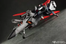 PG空中霸王+翔翼型强袭背包图片