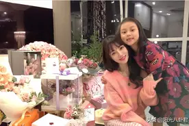 李小璐跨行复出，39岁生日发新歌，与薛之谦热吻画面被剪成MV图片