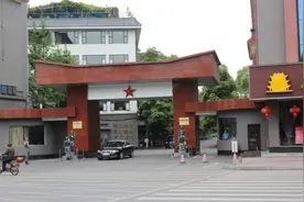 军区大院不再神秘？还得达到一定级别才能入住，军人气息浓厚图片