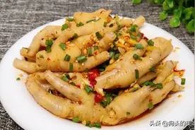 教你鸡爪新吃法，酸辣爽口，一学就会，三斤不够吃，真解馋图片