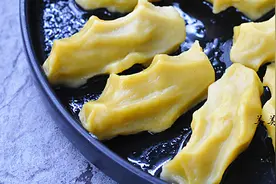 7月这食材我常吃，买来不煮不炒，拌一拌蒸10分钟，全家爱吃图片