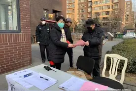 服务社区常记心间，她坚守在抗疫一线图片