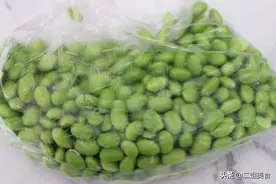 储存毛豆，焯水放冰箱冷冻是错的，大厨教您一招，毛豆放久也新鲜图片