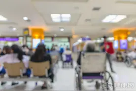为什么强壮的人会突然早逝，体弱的人反而活很久？医生解释了原因图片