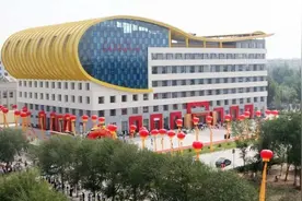 「综合中心」跆武精神——武术、跆拳道专业教师：张全利图片