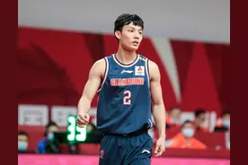 广东宏远大交易，1老+1新+两青训去换广厦胡金秋，朱芳雨请冷静图片