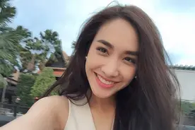 选美冠军当演员，如今事业爱情皆得意，中泰混血美Min你爱了吗？图片
