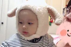 刚学会走路的小宝宝，萌到你了么？图片