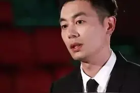 朱亚文给爸说收到一部电影叫《长津湖》但没考虑好是否参加图片