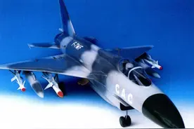 鸭翼小歼10，歼-7MF如果能出现在80年代，那就没枭龙什么事了图片