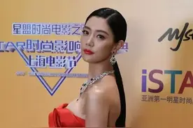 世上再无“克拉拉”？原本的“S”成了“b”，亚洲第一美女已离开图片
