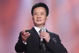 “模范丈夫”阎维文：照顾患癌妻子32年，对待岳母如母亲一般孝顺图片
