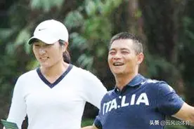 体操天才李小双近况，如今满头白发身家过亿，唯一遗憾是膝下无子图片