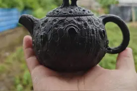 品鉴：庄惠东师傅冰碛岩石壶图片