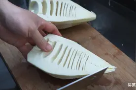 为啥饭店炒的竹笋鲜香好吃不苦涩？大厨：炒之前，这一步不能少！图片