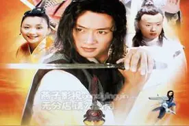 《侠客行》中，谢烟客的武功能够排进前五名吗？图片