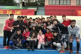 苏炳添论文细节曝光“听到枪声再跑就晚了”，学生：作为副教授更像学长，抢课靠手速是真的图片