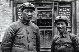 1934年，毛主席与贺子珍失散的儿子毛岸红，后来到底找到没？图片