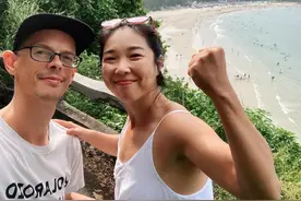 我，生于安徽，不要彩礼，嫁给英国人，不生小孩被骂，创业当老板图片