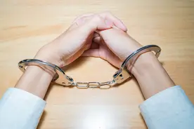 父母犯罪坐牢对子女有哪些影响？父母被行政拘留对子女有影响？图片
