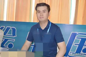 世界上下象棋最厉害的男人，比赛中超神一战，三次用海底捞月绝技图片