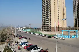 开发中的乐山岷江三桥上游图片