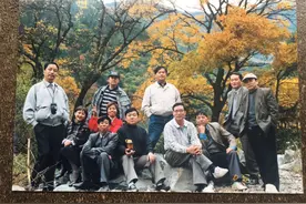 致我的“老三届”同学图片