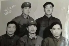 寻山东临沂籍战友孟宪岩，昔日的“学雷锋积极分子”，你还好吗？老战友聚会就差你一个了图片
