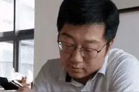 女保险销售教我的事：如何用保险挥霍一生？图片