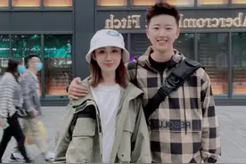 继中国女足球员李影社交平台晒女友后，又一女排队友公开“出柜”图片