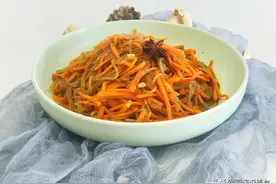 胡萝卜炒粉条想好吃，这3种料不可少，有了它们，大厨吃了都说香图片