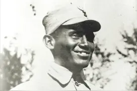 与白求恩齐名的印度援华医生，年仅32岁长眠在中国大地上，毛泽东痛悼全军失一臂助图片