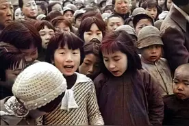 北京1939年：4月4日儿童节庆祝大会，却成了奴化中国儿童的现场图片
