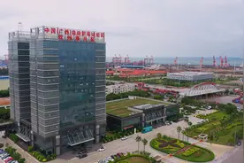 钦州港海关：入境货物检验检疫证明电子化，助力北部湾智慧港建设图片