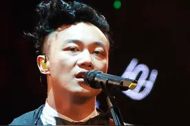 陈奕迅“FEAR AND DREAMS”，问一声：好久不见！图片