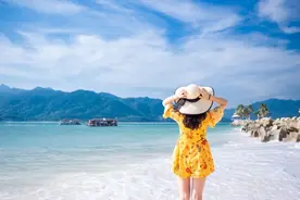 夏日观海 | 椰林缀斜阳，沙滩上，你在把谁想？图片