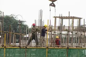 建筑工出国，是不是可靠呢？图片