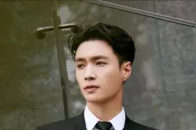 张艺兴差点走周立波的老路，关键时刻黄渤是怎么拉张艺兴一把的？图片