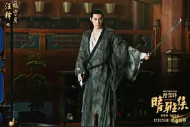 郭敬明审美观始终如一，前有陈学冬，如今又来了个“新宠”汪铎图片