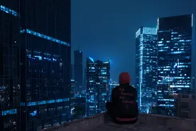 心理学：内心越阴暗的男人，越爱把这3种话挂在嘴边，遇到要远离图片