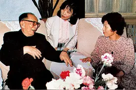 战士抢救出两个日本小女孩，聂荣臻让送回日军军营，后来怎样了？图片