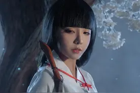《犬夜叉》桔梗cos，气质出众，眼睛美得特别有电影感图片