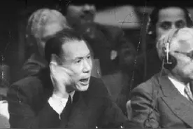 1950年，伍修权去联大“打官司”，见蒋氏用英文秀优越，厉声呵斥图片
