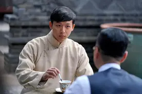 张晚意《觉醒年代》央一热播，演技在线备受好评图片