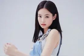 向往时尚｜JennieT恤仔裤清爽写真图片，穿T恤仔裤的清爽女孩图片