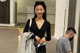 港姐首轮众生相！26岁关礼杰长女参选，姿色出众欲夺魁却十分不易图片
