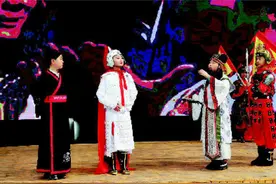 太原后小河小学：学生角色扮演参加阅读盛典图片